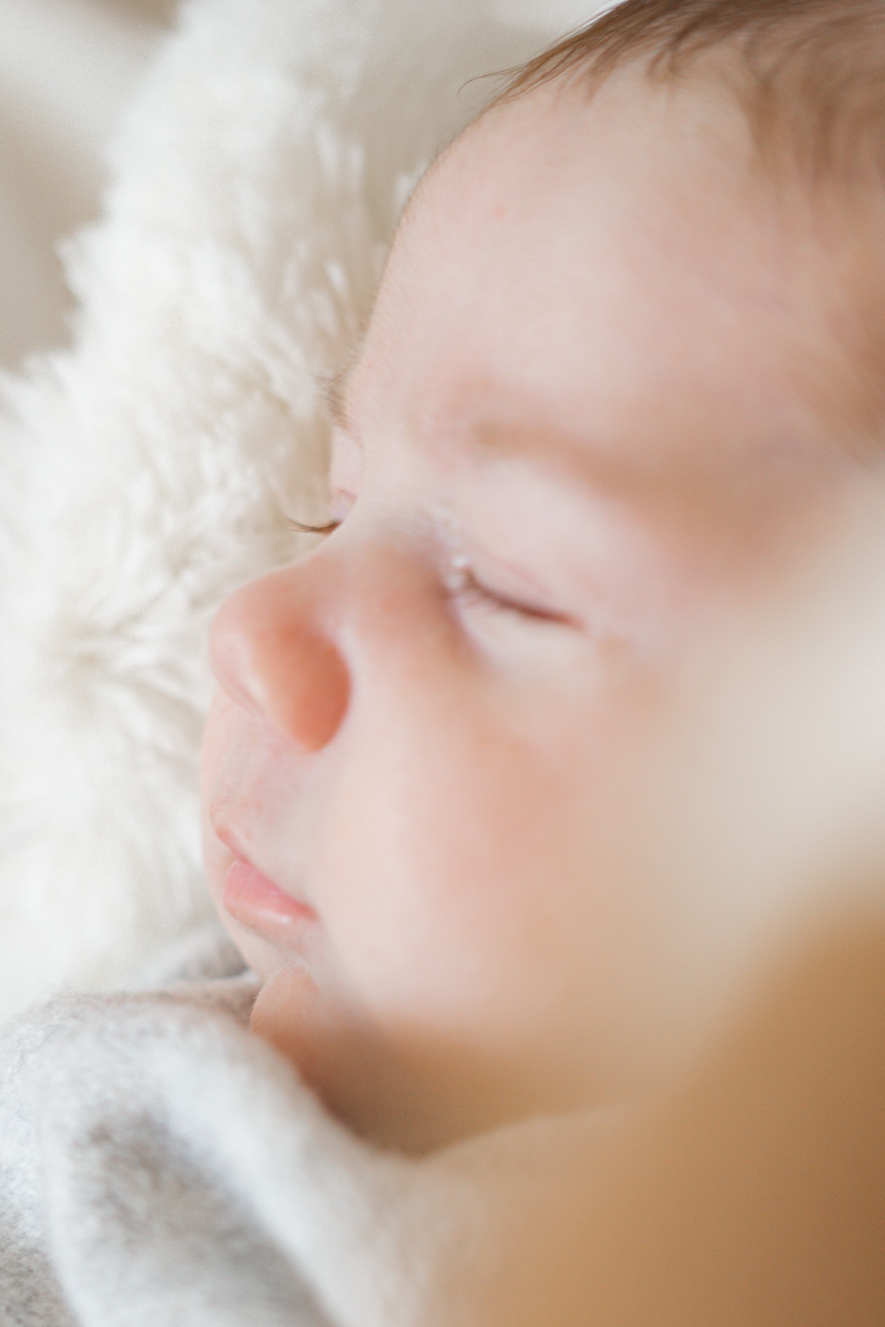 Zachte newbornfotografie aan huis